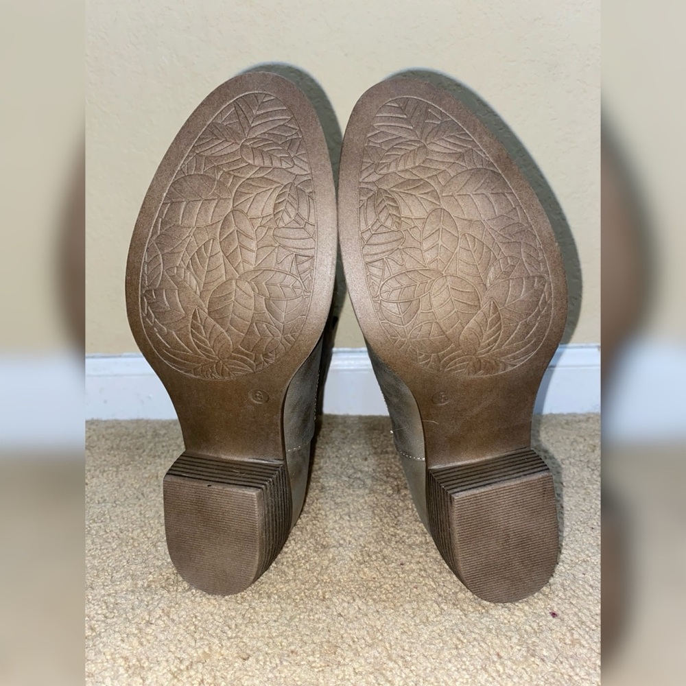Taupe Twain Western Cowgirl Boots - Picture 3 of 3